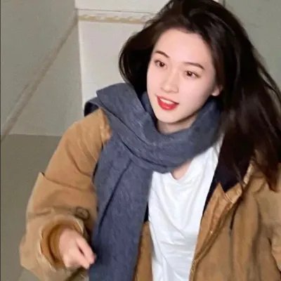 俏皮女学生